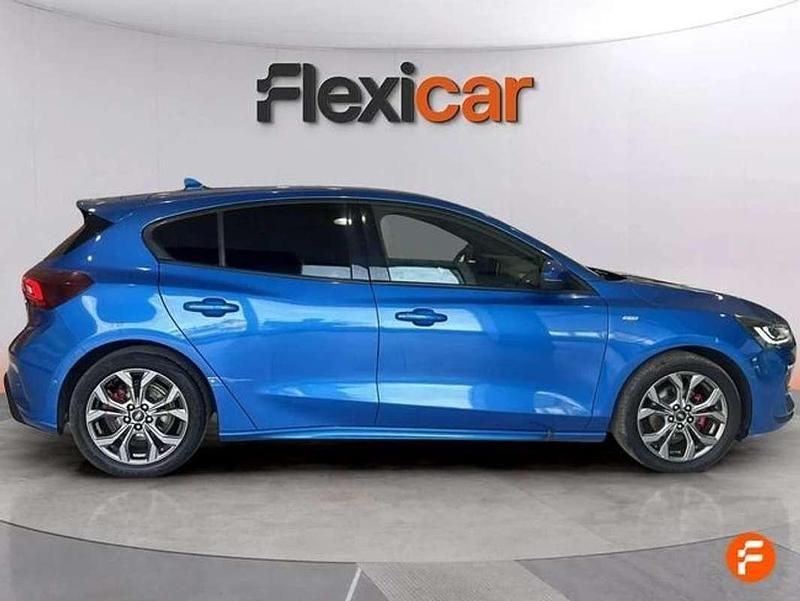 Usado Ford Focus ST-Line 125 HP (91 kW) 2023 Azul Sedan