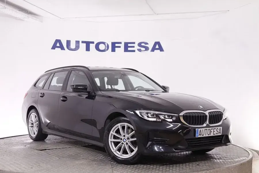 Usado BMW 320 190 CV (139 kW) 2021 Negro Familiar