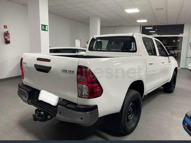 Usado Toyota HiLux Plus 150 CV (110 kW) 2020 Blanco Recogida