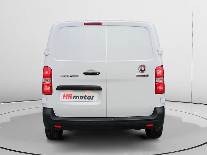 Usado Fiat Scudo Lounge 120 CV (88 kW) 2023 Blanco Van