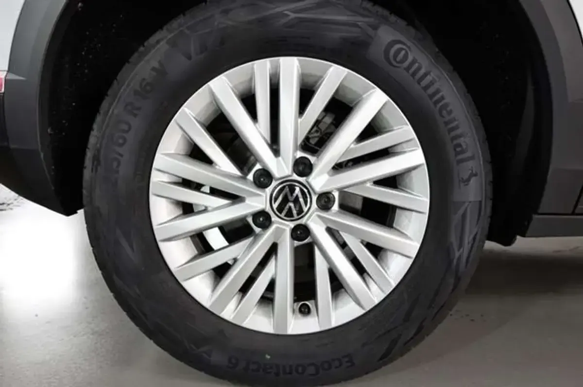 Usado VW T-Roc 111 CV (81 kW) 2023 Blanco SUV