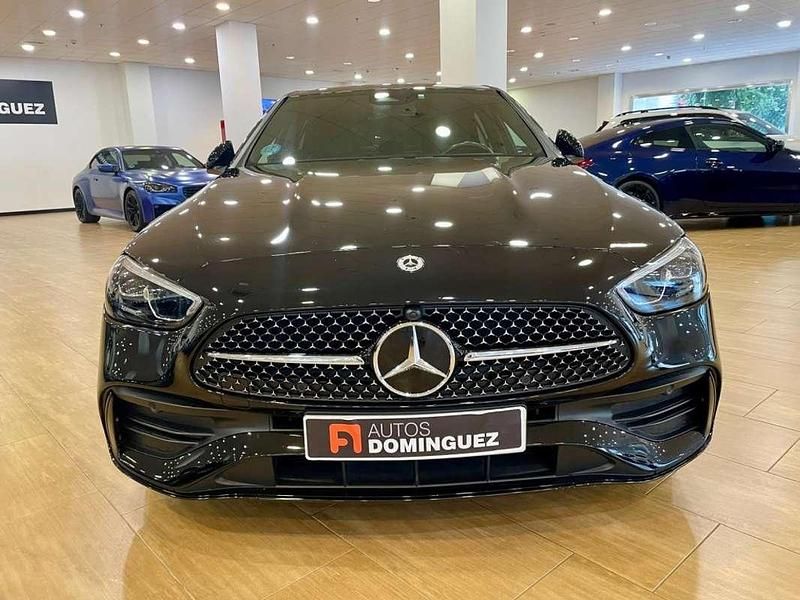 Usado Mercedes C220 200 HP (147 kW) 2023 Preto Sedan