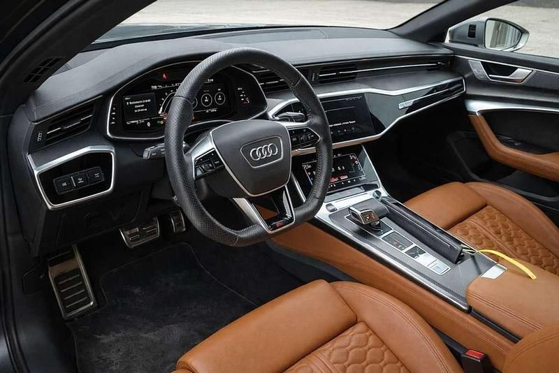 Usado Audi RS6 600 CV (441 kW) 2020 Gris Familiar