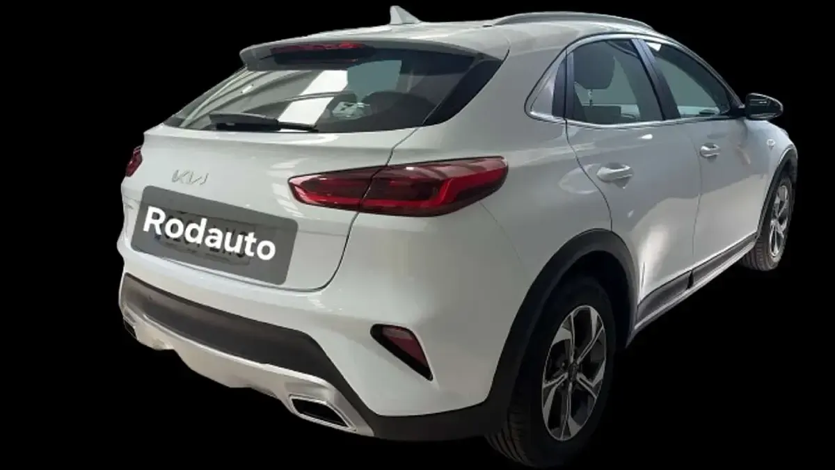 Usado Kia XCeed 120 CV (88 kW) 2022 Blanco SUV