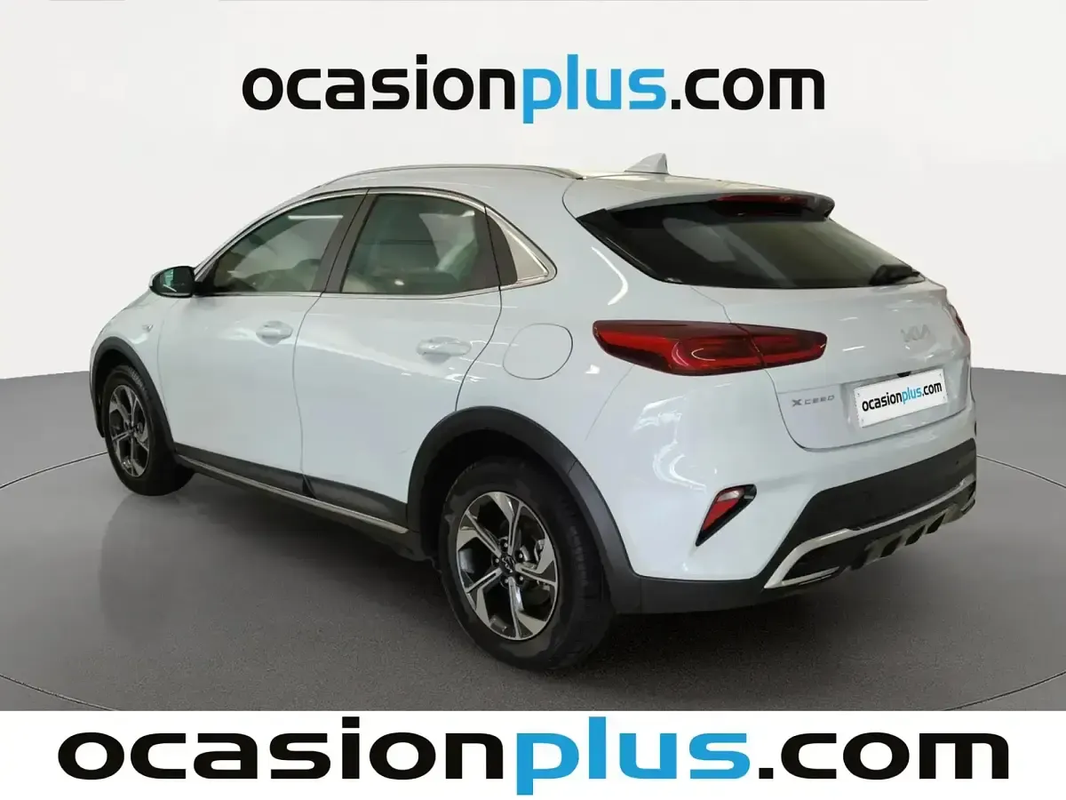 Usado Kia XCeed 100 CV (73 kW) 2025 Blanco SUV