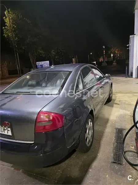 Usado Audi A6 170 CV (125 kW) 2005 Gris / plata Berlina