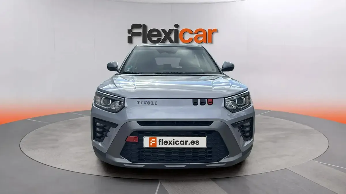 Usado SsangYong Tivoli 135 CV (99 kW) 2024 Gris SUV
