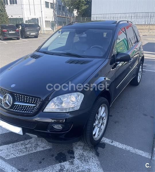 Usado Mercedes ML320 224 CV (164 kW) 2006 Negro SUV