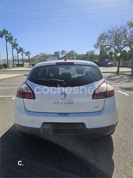 Usado Renault Mégane LIMITED 95 CV (69 kW) 2015 Blanco Berlina