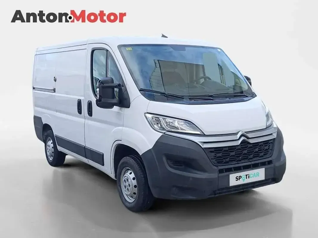 Usado Citroën Jumper 121 CV (88 kW) 2021 Blanco Monovolumen