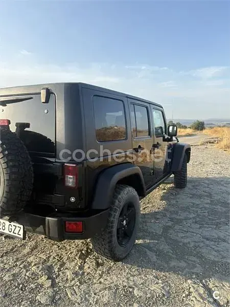 Usado Jeep Wrangler Unlimited Rubicon 177 CV (130 kW) 2010 Negro SUV