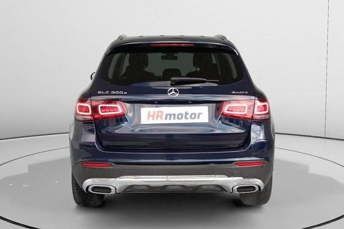 Usado Mercedes GLC300 Avantgarde 320 CV (235 kW) 2020