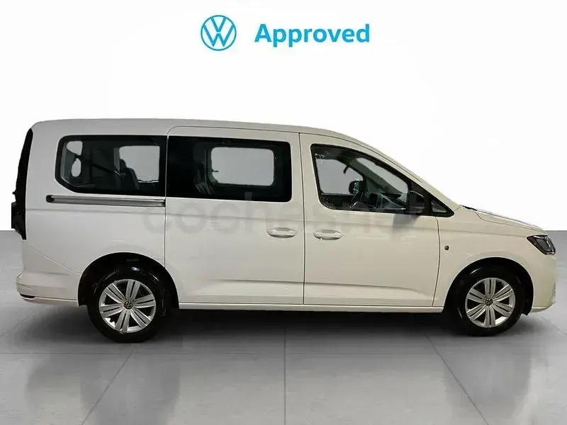 Usado VW Caddy Maxi 116 CV (85 kW) 2025 Blanco Monovolumen