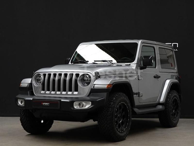 Usado Jeep Wrangler Sahara 270 CV (198 kW) 2019 Gris / plata SUV