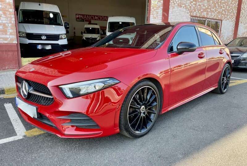 Rojo Usado 2018 Mercedes A200 Utilitario | 27.500 € (Caro) - Imagen 1/4