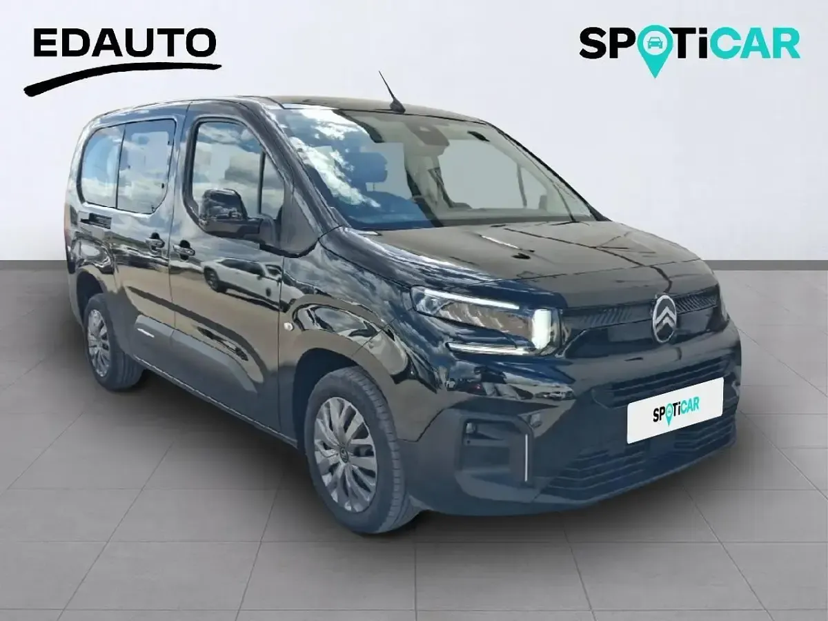 Usado Citroën Berlingo 130 CV (95 kW) 2025 Negro Monovolumen