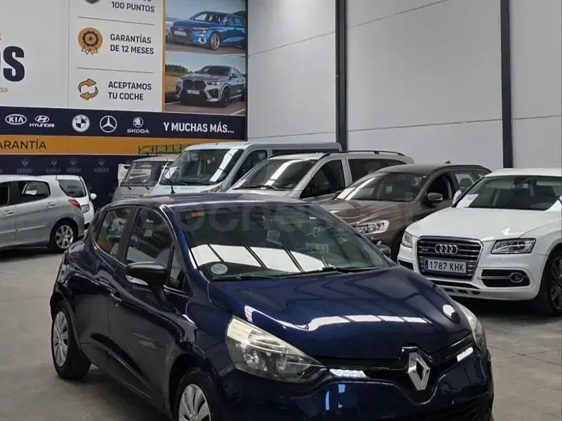 Usado Renault Clio IV Business 75 CV (55 kW) 2015 Azul Berlina