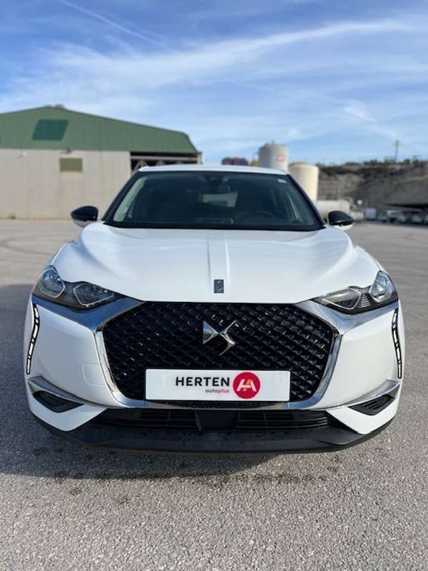 Blanco Usado 2020 DS Automobiles DS3 Crossback So Chic SUV | 14.900 € (Precio justo) - Imagen 1/4
