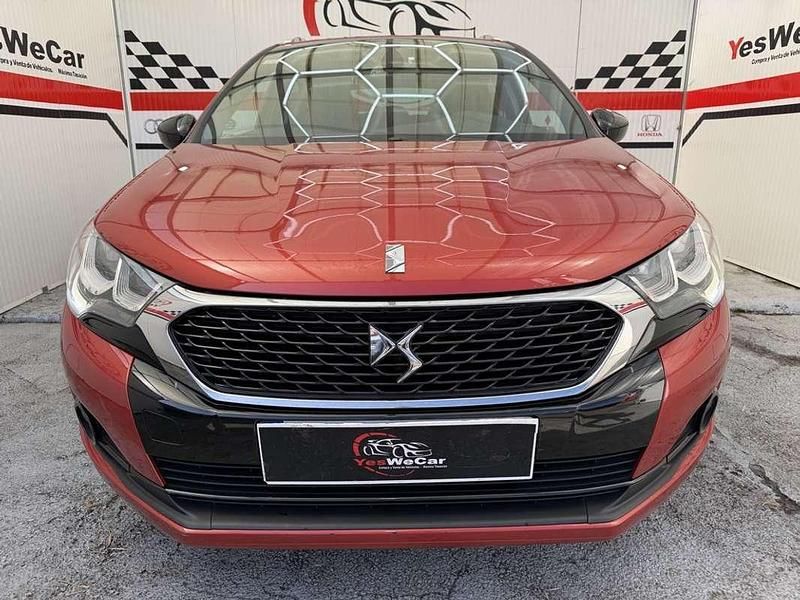 Usado DS Automobiles DS4 Crossback Style 120 CV (88 kW) 2016 Naranja SUV