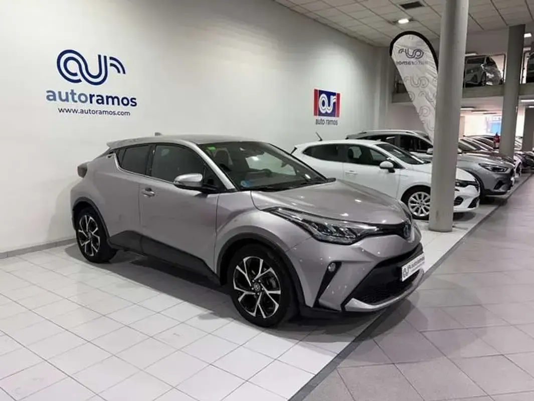 Usado Toyota C-HR Advance 184 CV (135 kW) 2023 Gris SUV