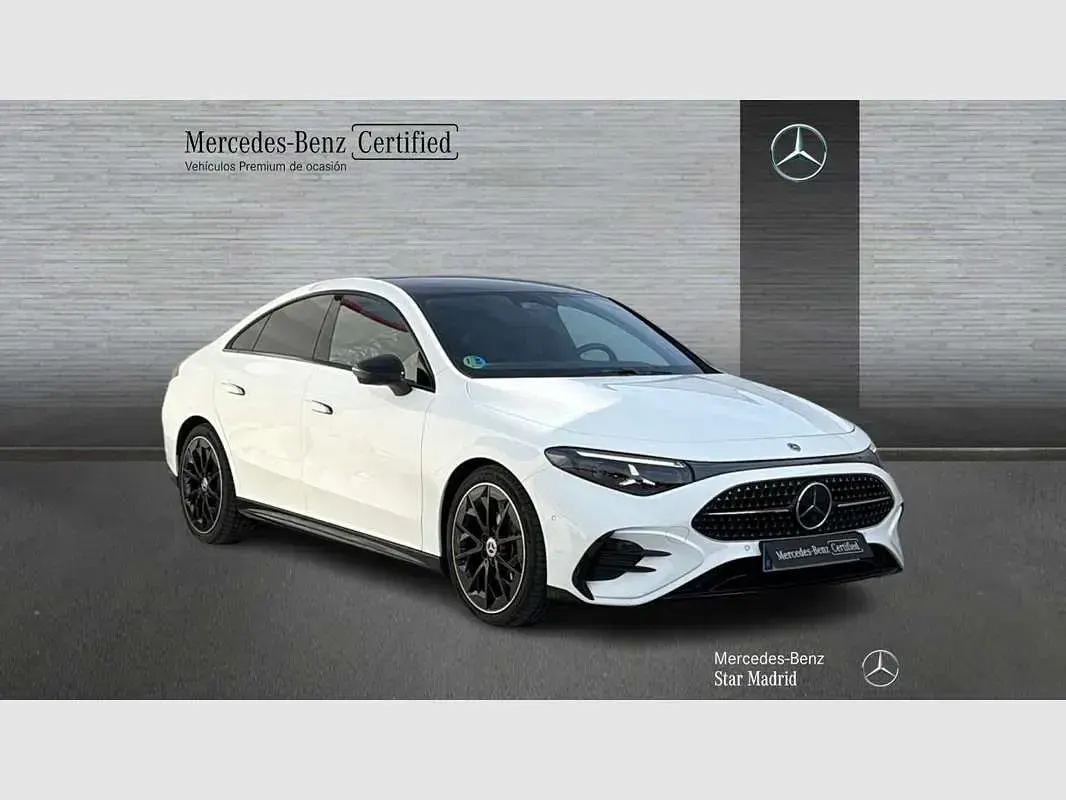 Usado Mercedes CLA180 136 CV (100 kW) 2026 Blanco Berlina