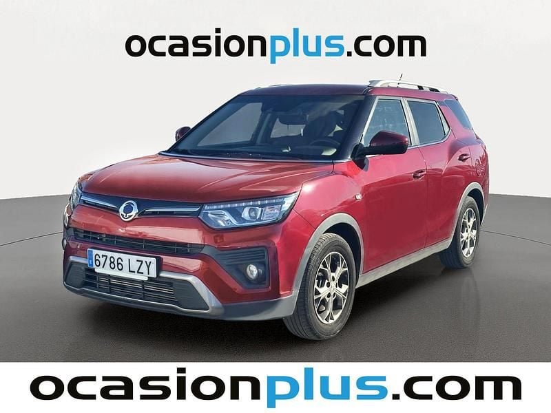 Rojo Usado 2022 Ssangyong (KGM) Tivoli SUV | 15.446 € (Precio justo) - Imagen 1/4