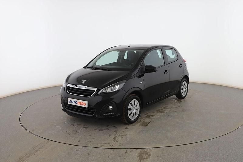 Usado Peugeot 108 Active 72 CV (52 kW) 2019 Negro Utilitario