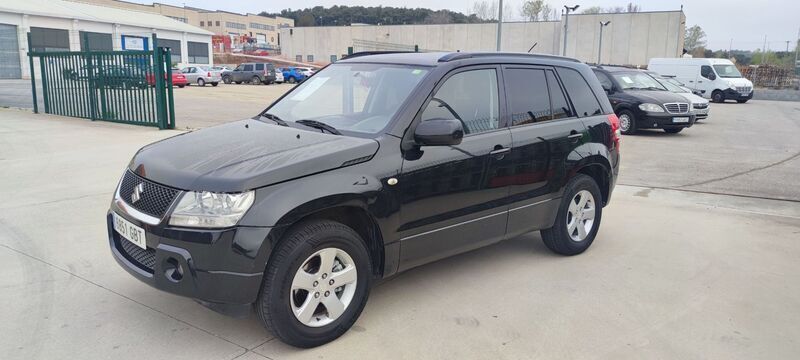 Negro Usado 2008 Suzuki Grand Vitara SUV | 9990 € (Precio justo) - Imagen 1/4