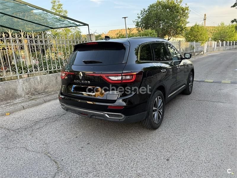 Usado Renault Koleos Zen 130 CV (95 kW) 2018 Negro SUV