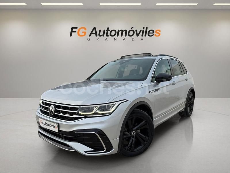 Usado VW Tiguan R-line 150 CV (110 kW) 2021 Gris / plata SUV