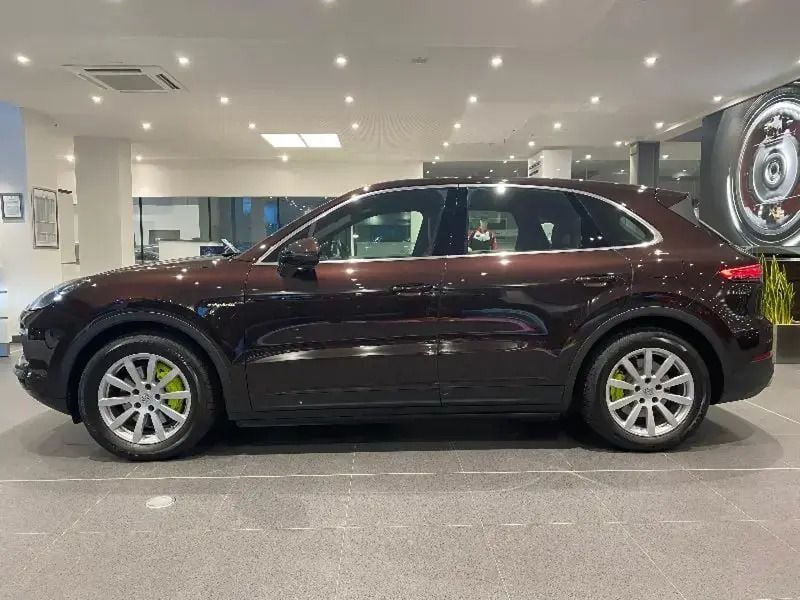 Usado Porsche Cayenne 462 CV (339 kW) 2021 Marron SUV