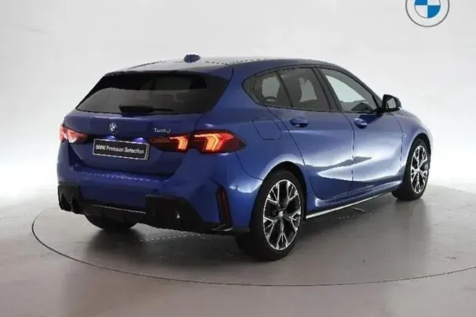 Usado BMW 120 Comfort Edition 163 CV (119 kW) 2025 Utilitario