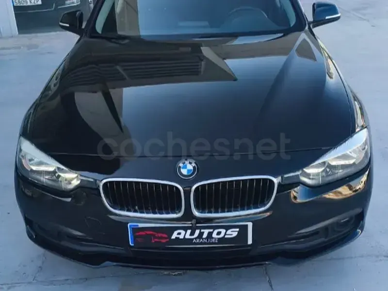 Usado BMW 316 116 CV (85 kW) 2018 Negro Familiar