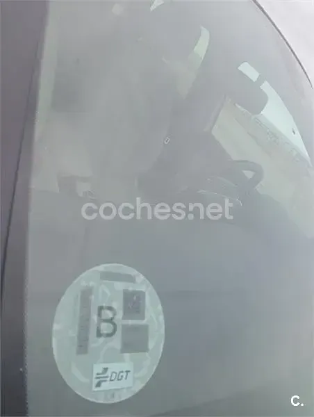 Usado Mercedes B180 109 CV (80 kW) 2013 Gris / plata Utilitario