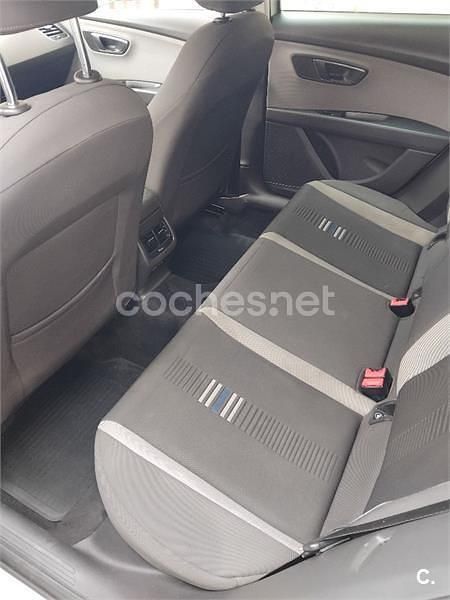 Usado Seat Leon Style 115 CV (84 kW) 2018 Blanco Berlina