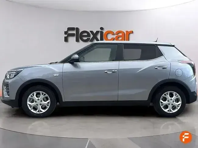 Usado SsangYong Tivoli 135 CV (99 kW) 2024 Gris