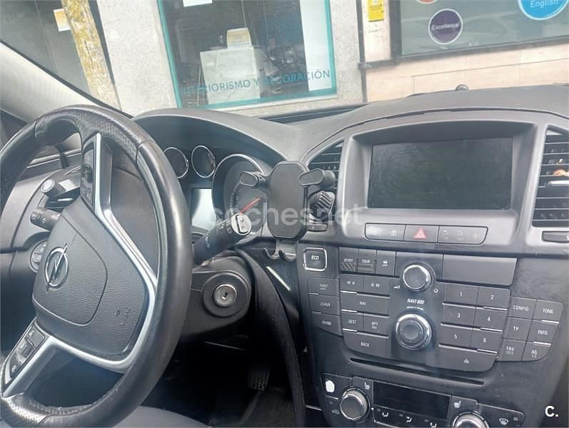 Usado Opel Insignia Selective 160 CV (117 kW) 2013 Negro Berlina