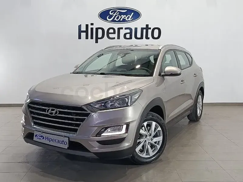 Usado Hyundai Tucson 116 CV (85 kW) 2020 Gris / plata SUV