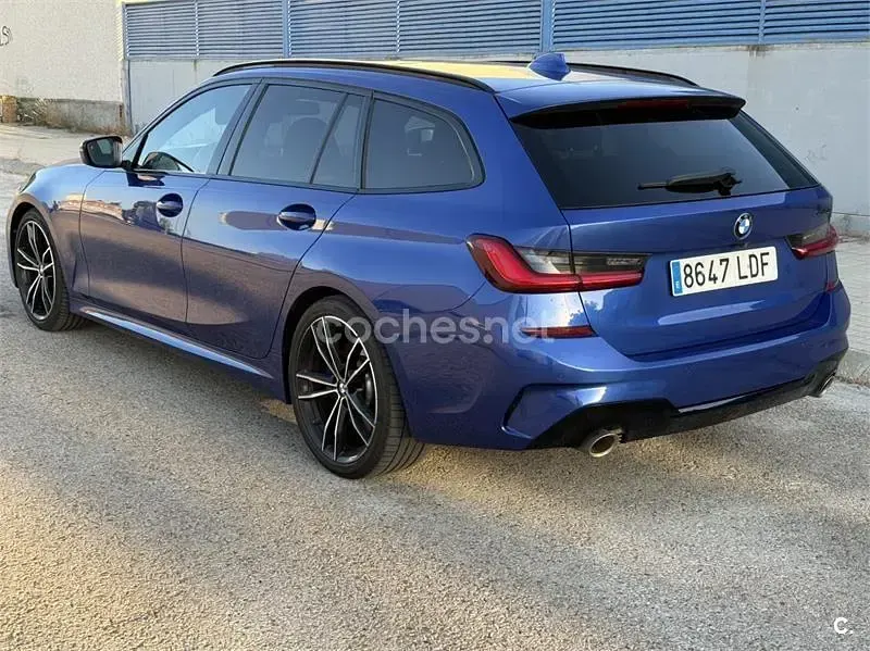 Usado BMW 330 252 CV (185 kW) 2019 Azul Familiar