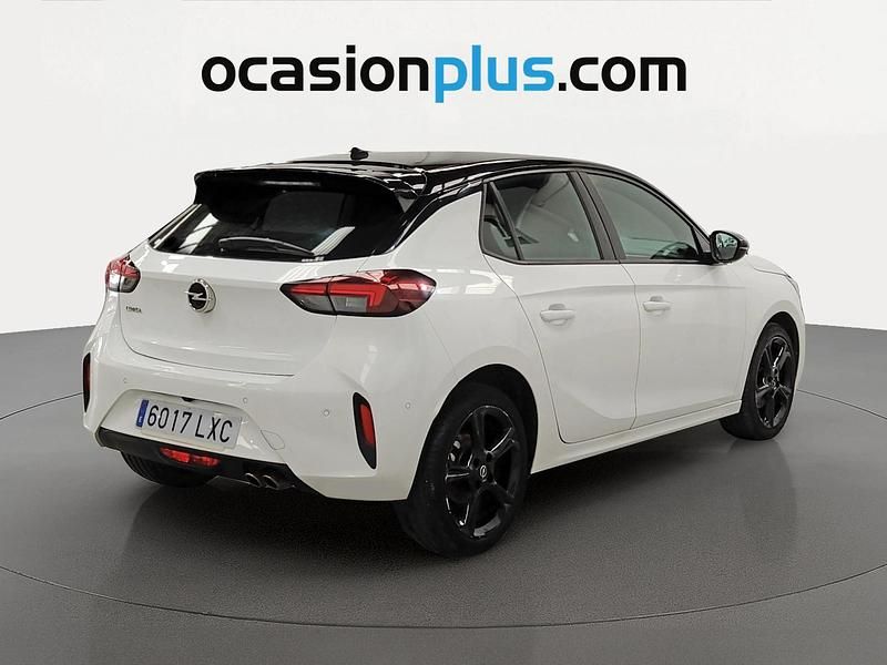 Usado Opel Corsa GS Line 131 CV (96 kW) 2022 Blanco Utilitario