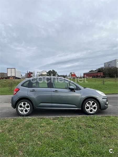 Usado Citroën C3 Exclusive 95 CV (69 kW) 2010 Gris / plata Berlina
