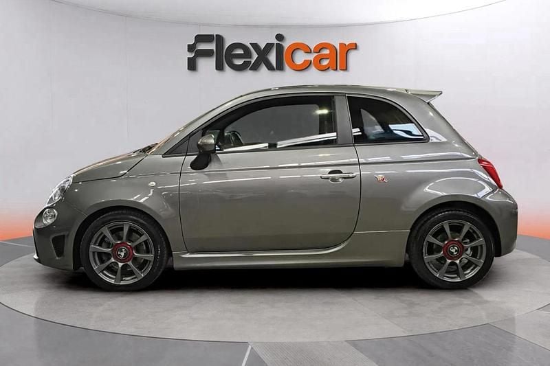 Usado Abarth 595 165 CV (121 kW) 2022 Gris Utilitario