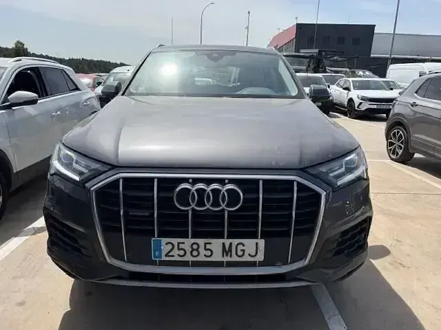 Begagnad Audi Q7 231 HK (169 kW) 2023 Grå SUV