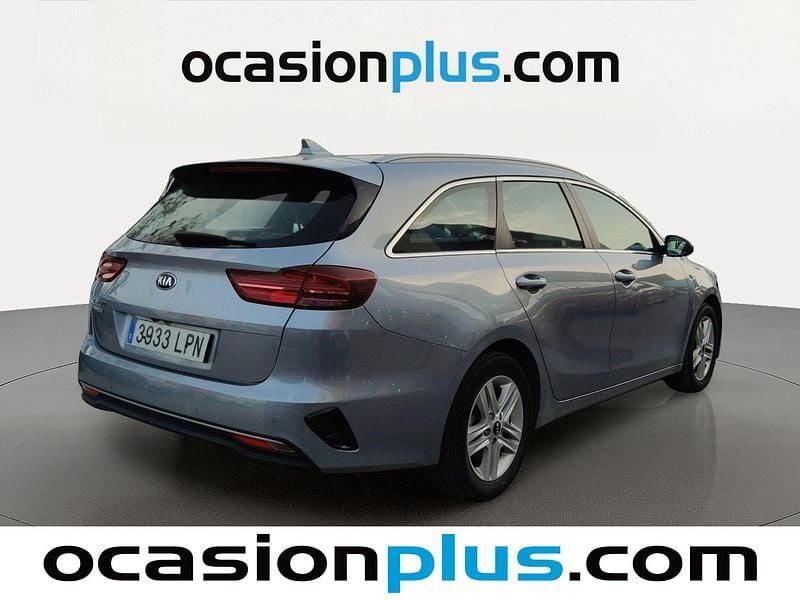 Usado Kia Ceed 120 CV (88 kW) 2021 Gris plata Utilitario
