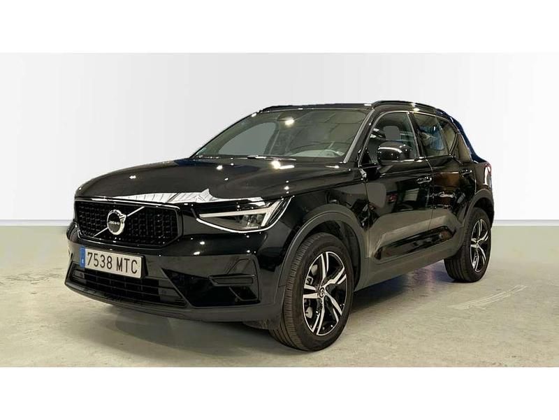 Usado Volvo XC40 Plus 163 CV (119 kW) 2024 Negro SUV