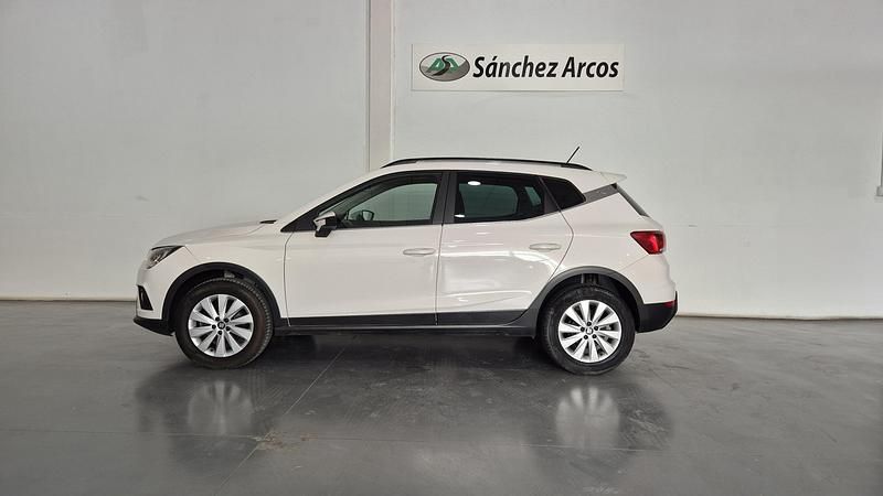 Usado Seat Arona Reference 95 CV (69 kW) 2019 Blanco SUV
