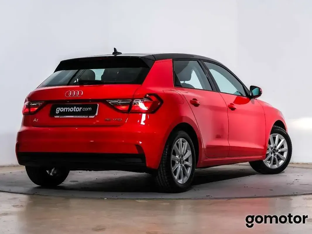 Usado Audi A1 Sportback Advanced 95 CV (69 kW) 2021 Rojo Utilitario