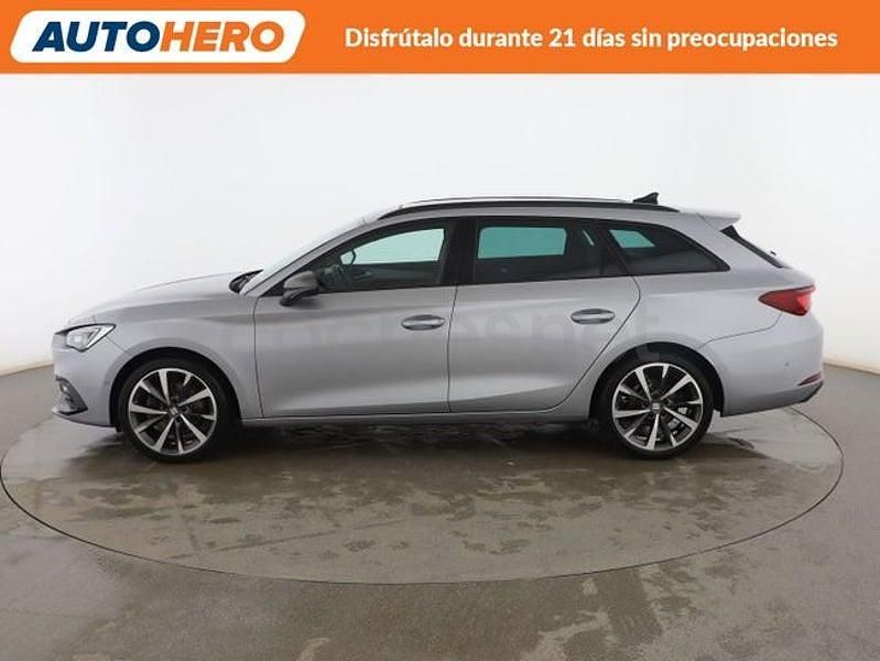 Usado Seat Leon FR 150 CV (110 kW) 2021 Gris Familiar