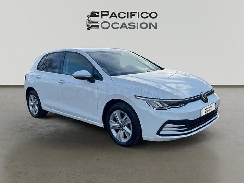 Usado VW Golf VIII Life 110 CV (80 kW) 2022 Blanco Berlina