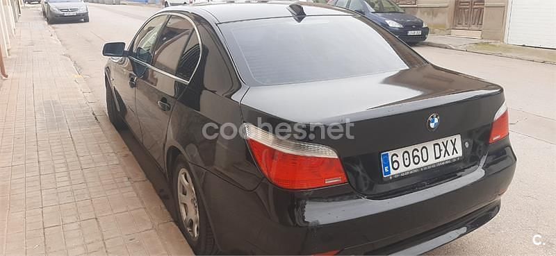 Usado BMW 520 163 CV (119 kW) 2006 Negro Berlina